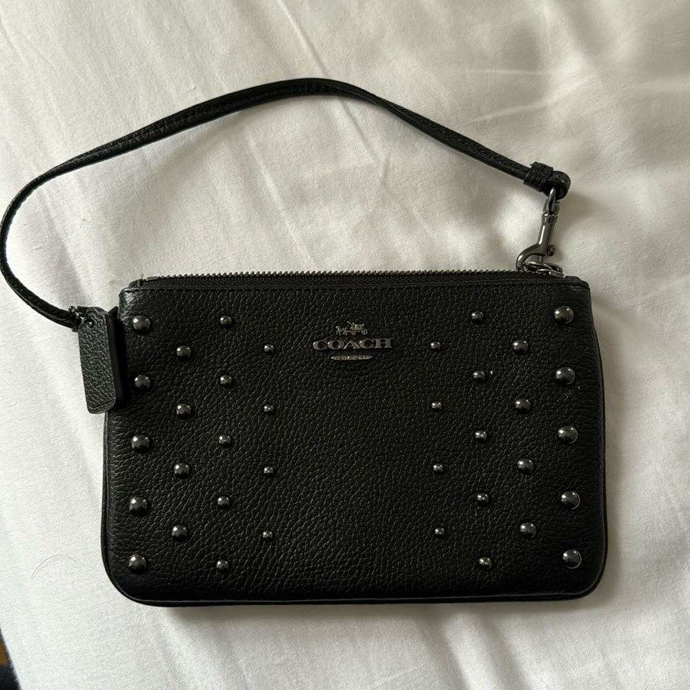 Mini COACH pouch